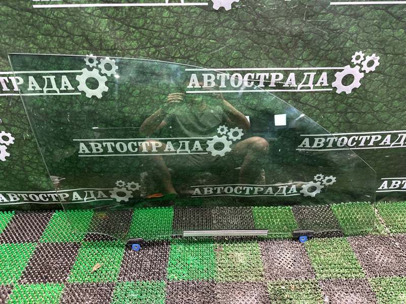 Стекло двери, 20000 рублей, Москва