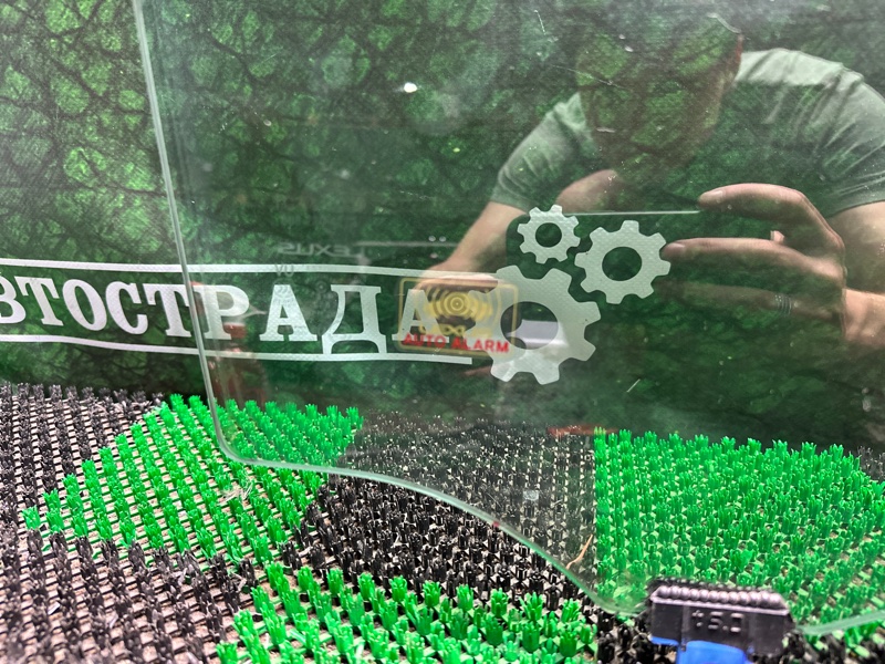 Стекло двери, 20000 рублей, Москва