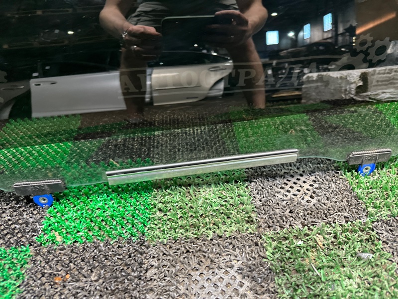 Стекло двери, 10000 рублей, Москва