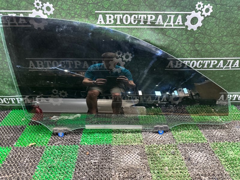 Стекло двери, 10000 рублей, Москва