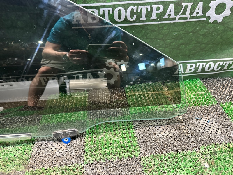 Стекло двери, 10000 рублей, Москва