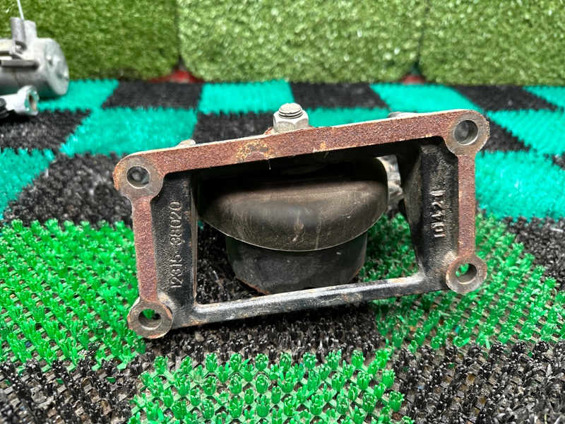 Подушка двигателя, 3000 рублей, Москва