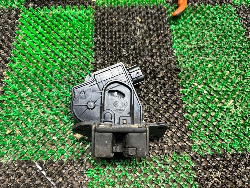 Замок багажника, 3000 рублей, Москва