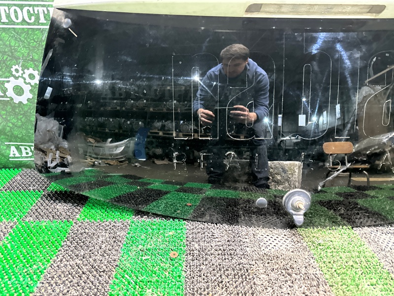 Стекло двери багажника, 20000 рублей, Москва