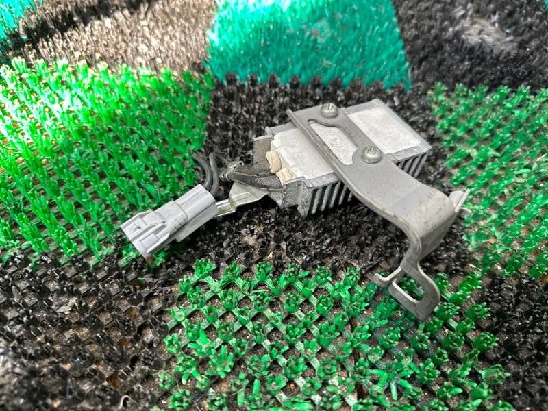 резистор, 2000 рублей, Москва