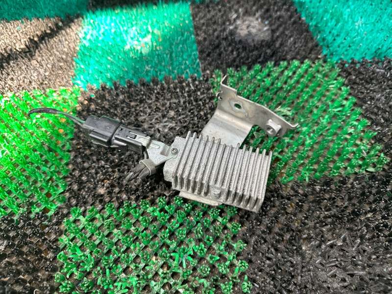 резистор, 2000 рублей, Москва