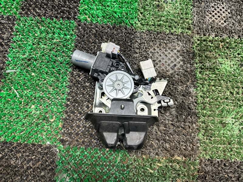 Замок багажника, 30000 рублей, Москва