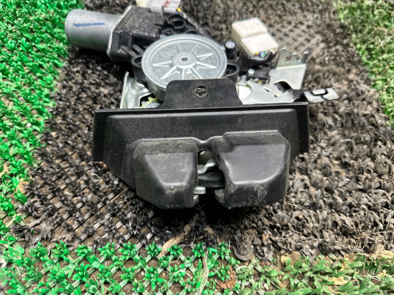 Замок багажника, 30000 рублей, Москва