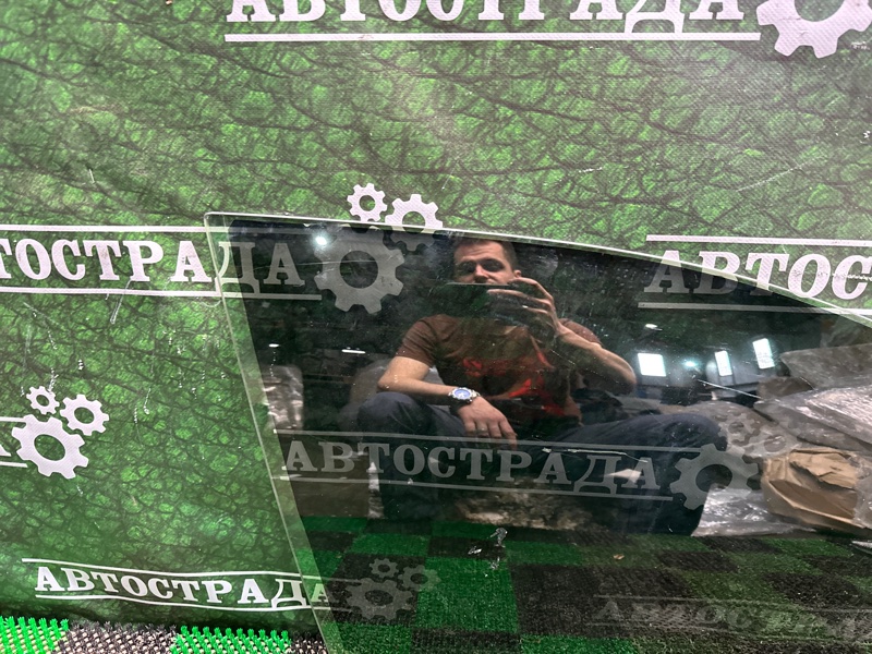 Стекло двери, 10000 рублей, Москва