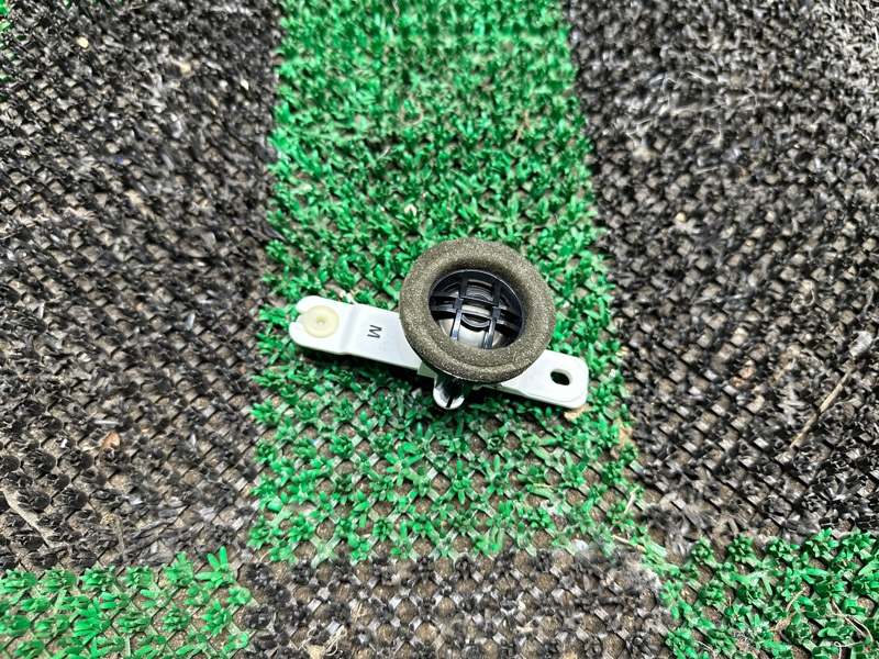 Динамик, 2000 рублей, Москва