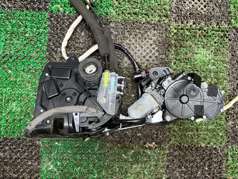 Замок боковой двери, 40000 рублей, Москва