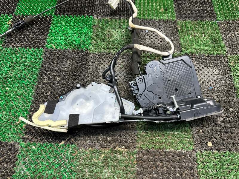 Замок боковой двери, 40000 рублей, Москва