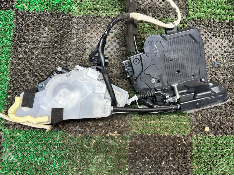 Замок боковой двери, 40000 рублей, Москва