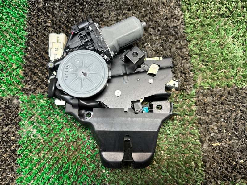 Замок багажника, 15000 рублей, Москва