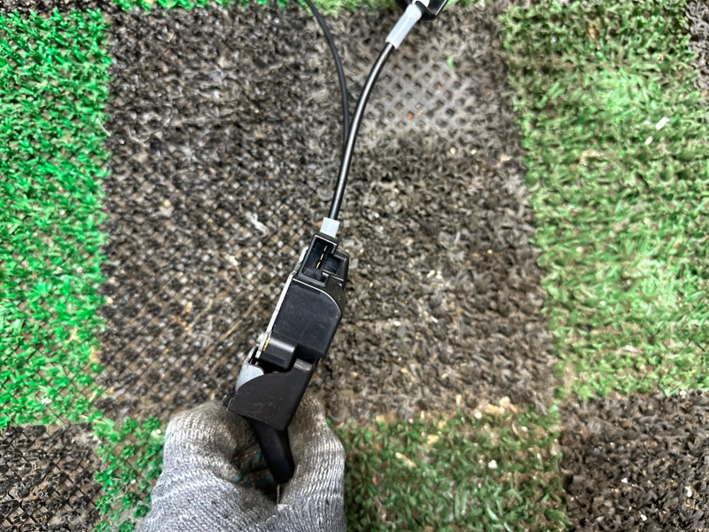 Замок багажника, 6000 рублей, Москва