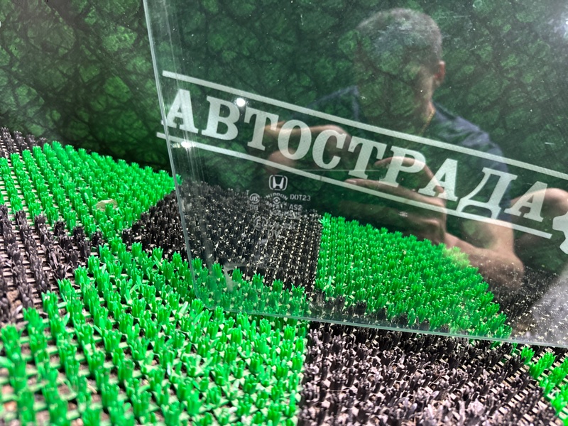 Стекло двери, 9000 рублей, Москва