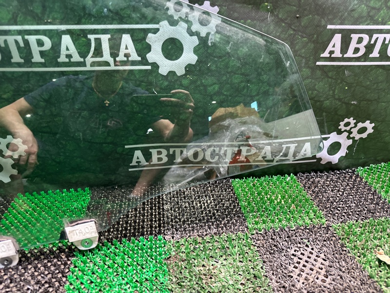 Стекло двери, 9000 рублей, Москва