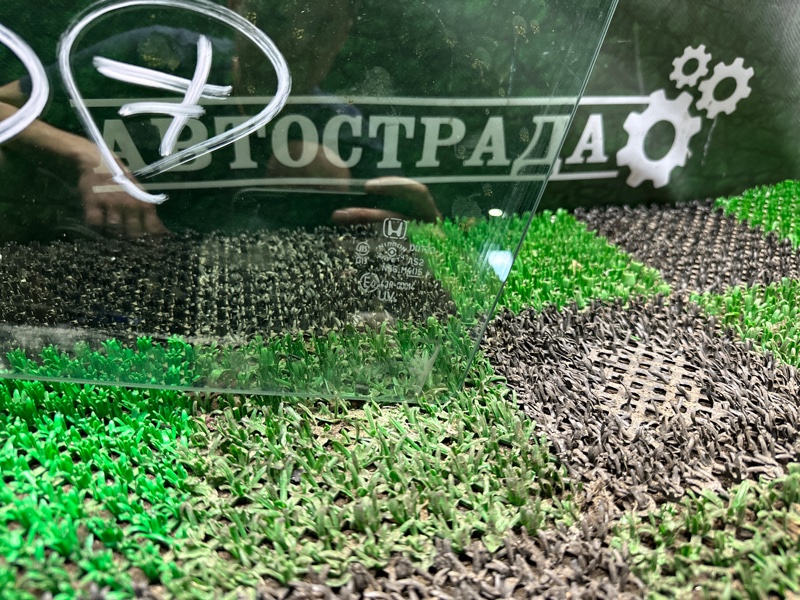 Стекло двери, 15000 рублей, Москва