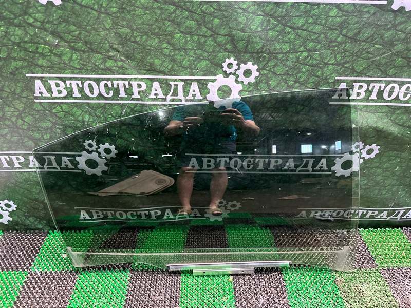 Стекло двери, 10000 рублей, Москва