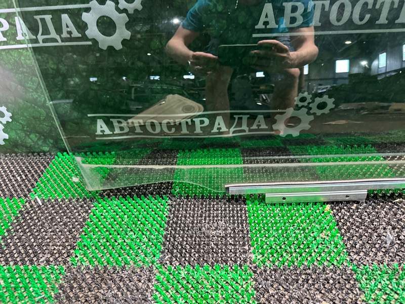 Стекло двери, 10000 рублей, Москва