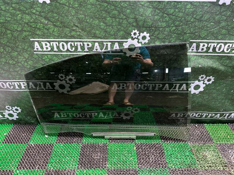 Стекло двери, 10000 рублей, Москва