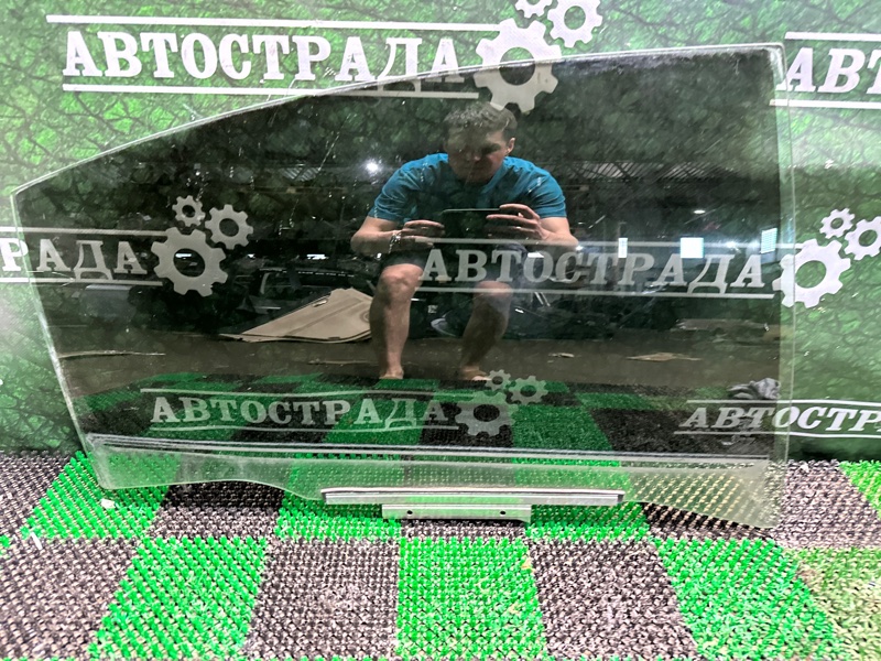 Стекло двери, 10000 рублей, Москва