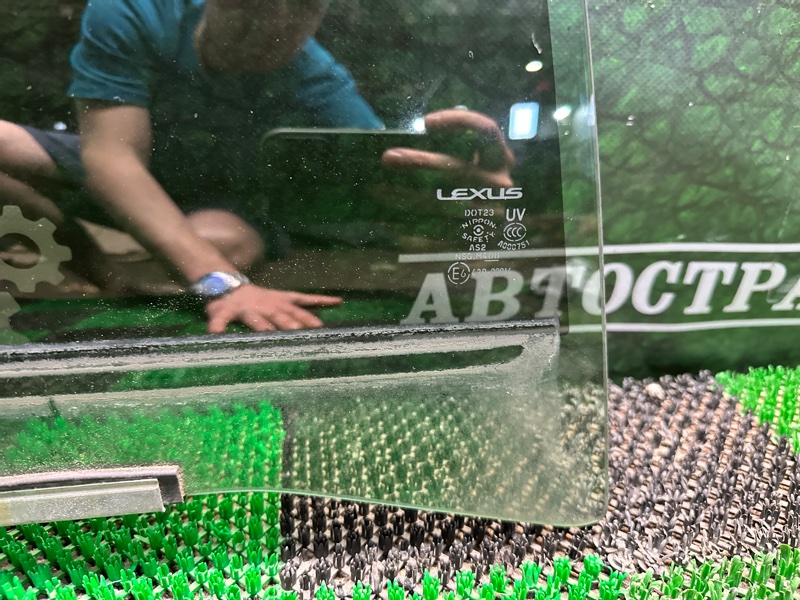 Стекло двери, 10000 рублей, Москва