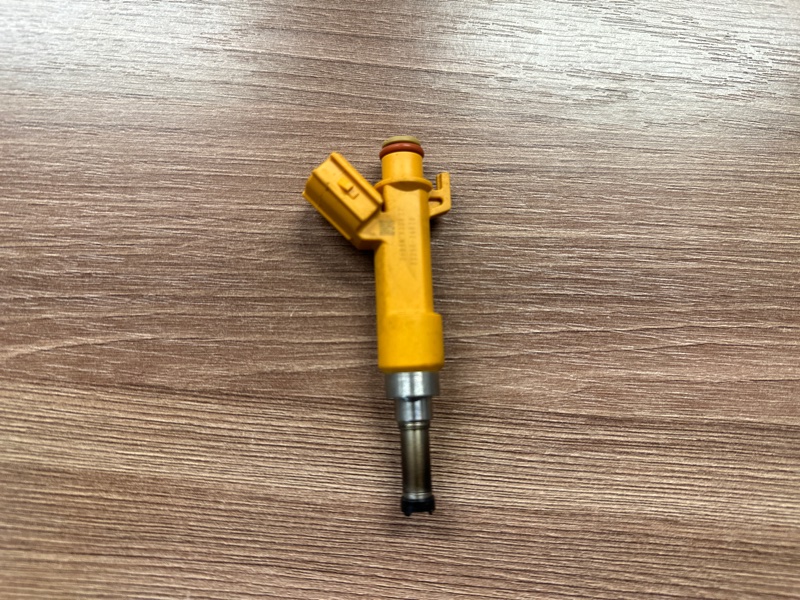 Топливная форсунка, 2000 рублей, Москва