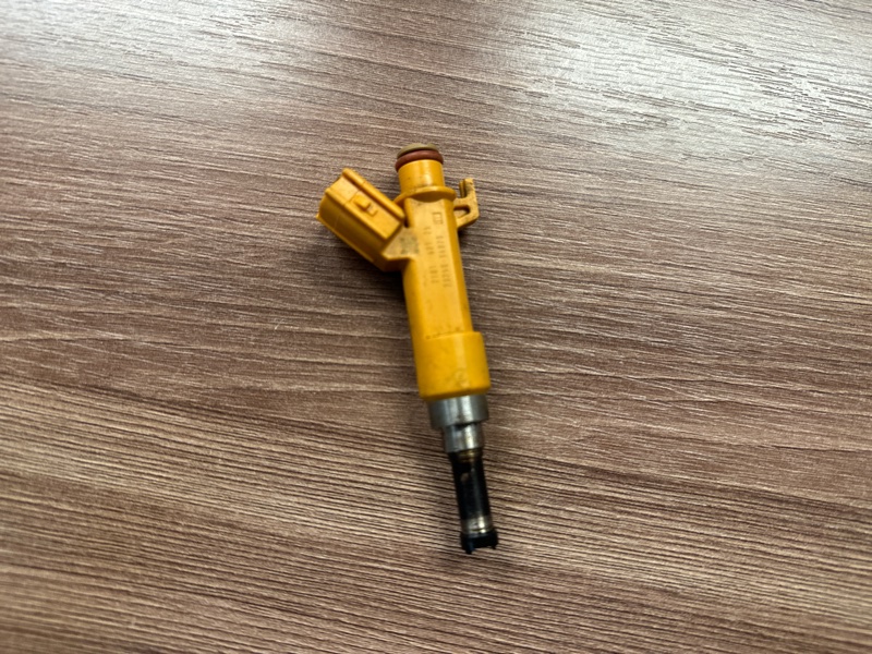 Топливная форсунка, 2000 рублей, Москва