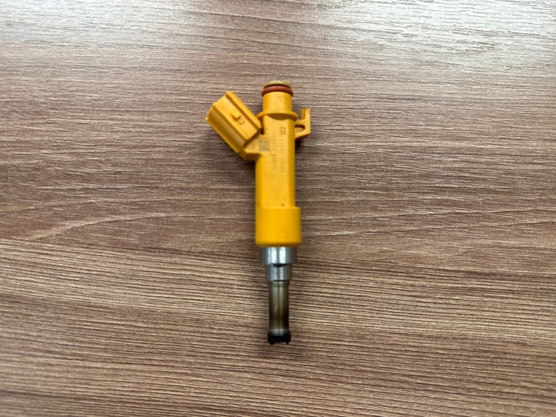 Топливная форсунка, 2000 рублей, Москва