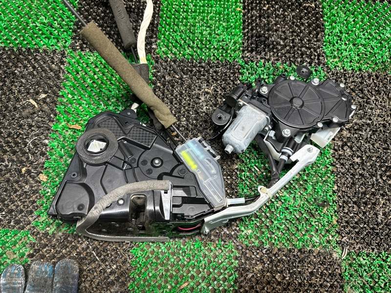 Замок боковой двери, 40000 рублей, Москва