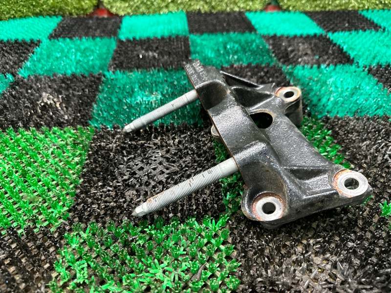 Кронштейн двигателя, 2000 рублей, Москва