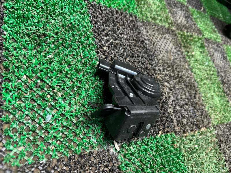 Замок багажника, 4000 рублей, Москва