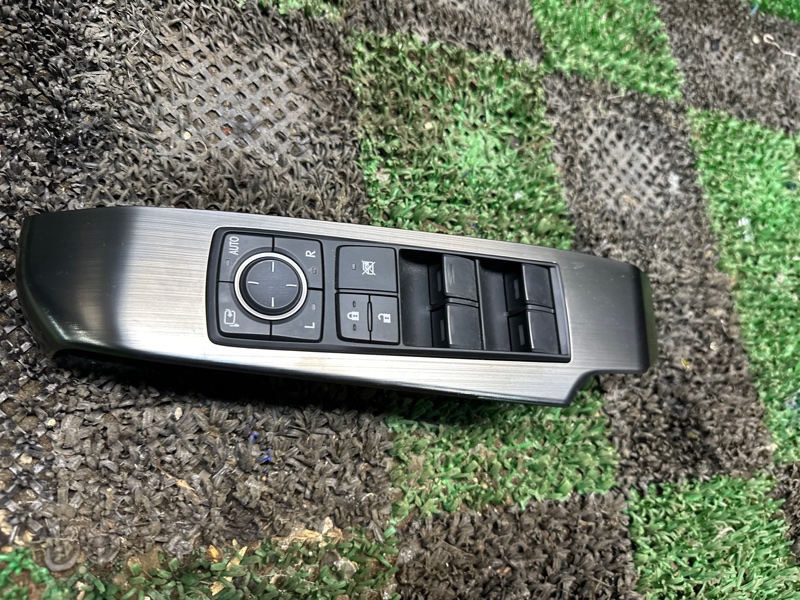 Блок управления стеклоподъемниками, 1000 рублей, Москва