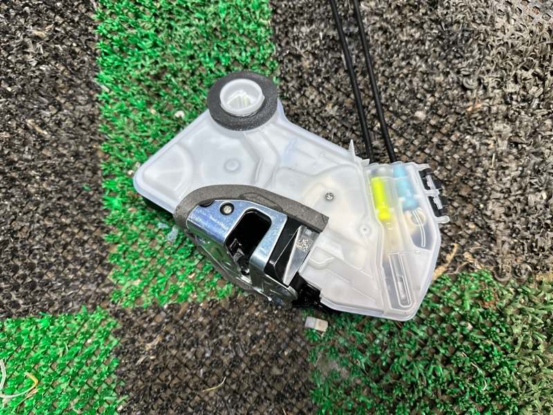 Замок боковой двери, 15000 рублей, Москва