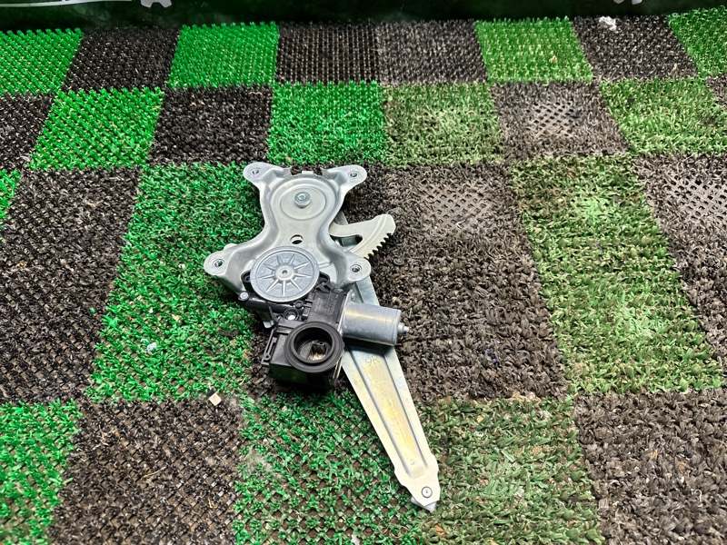 Стеклоподъемник, 10000 рублей, Москва