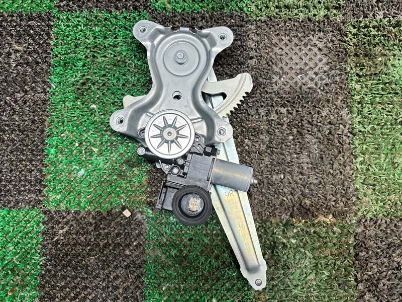 Стеклоподъемник, 10000 рублей, Москва