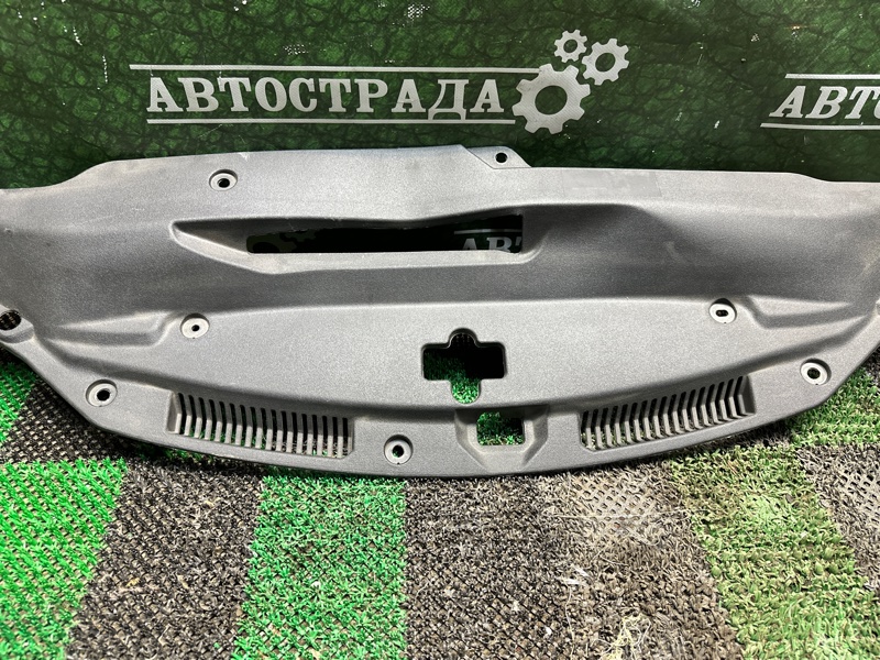 Накладка замка капота, 10000 рублей, Москва