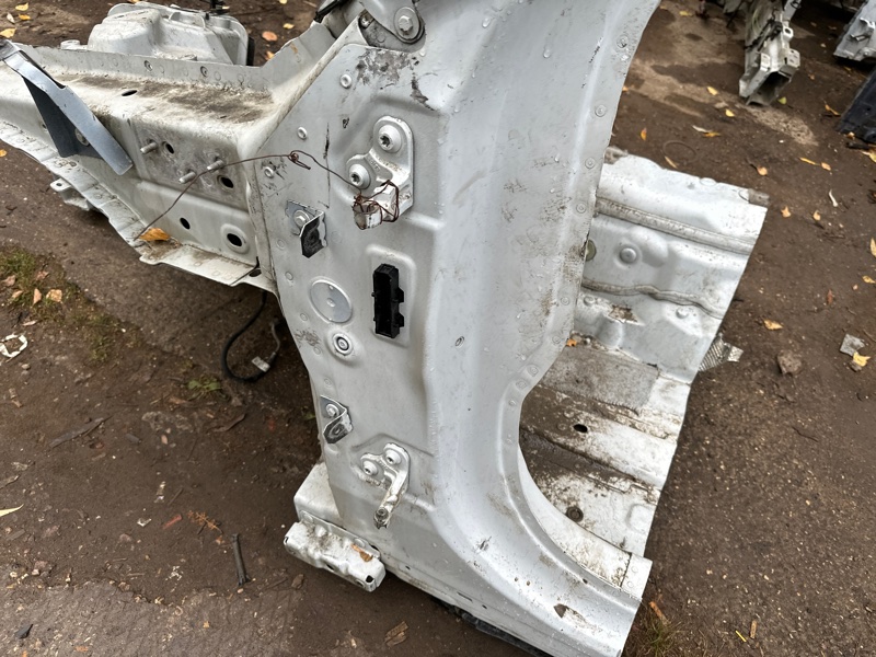 Лонжерон, 70000 рублей, Москва