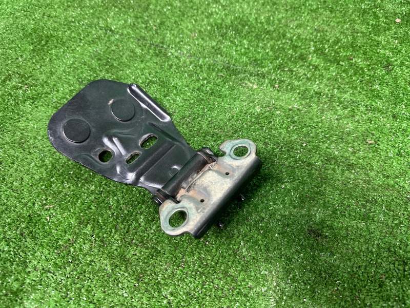 Петля крышки багажника, 4000 рублей, Москва