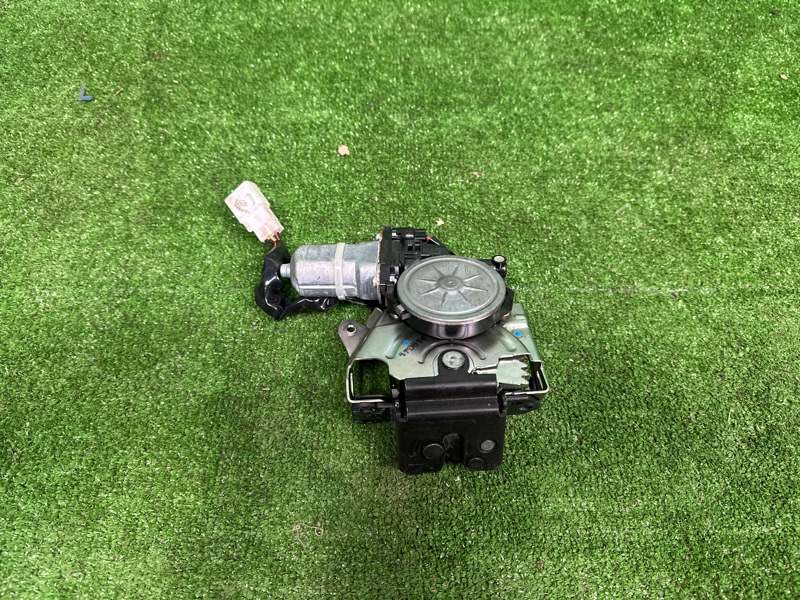 Замок двери багажника, 8000 рублей, Москва