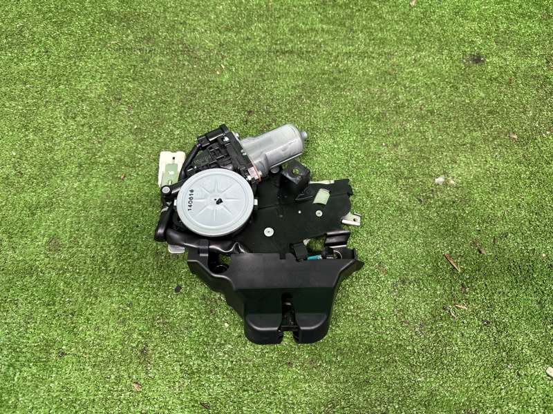 Замок багажника, 15000 рублей, Москва