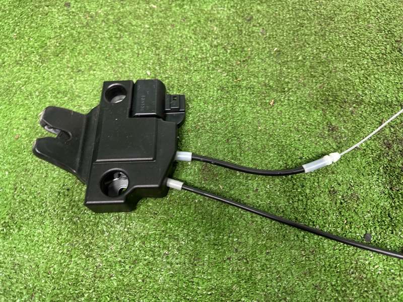 Замок багажника, 6000 рублей, Москва