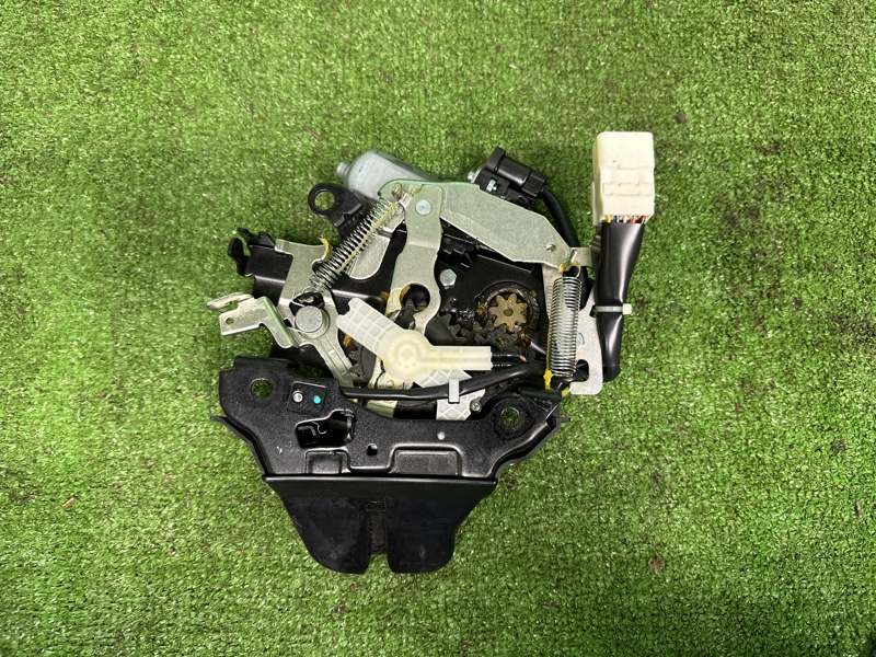 Замок багажника, 15000 рублей, Москва