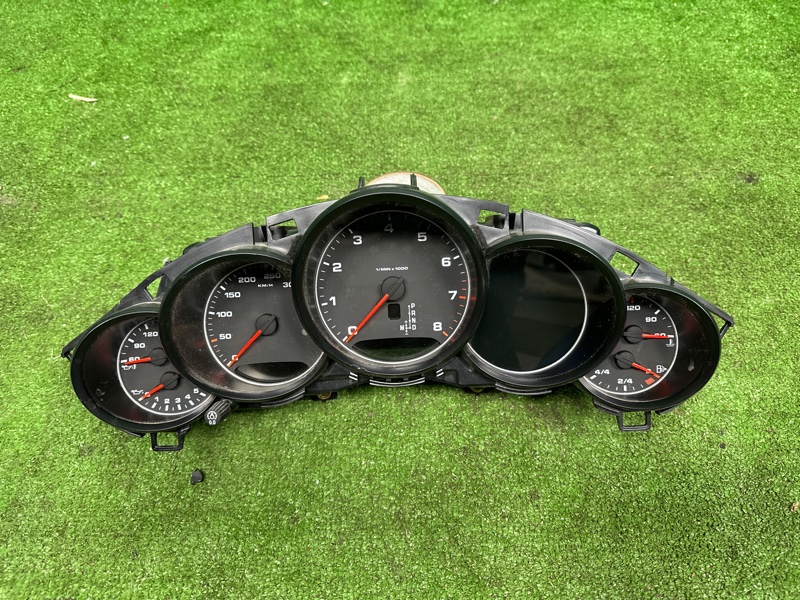 Панель приборов, 5000 рублей, Москва