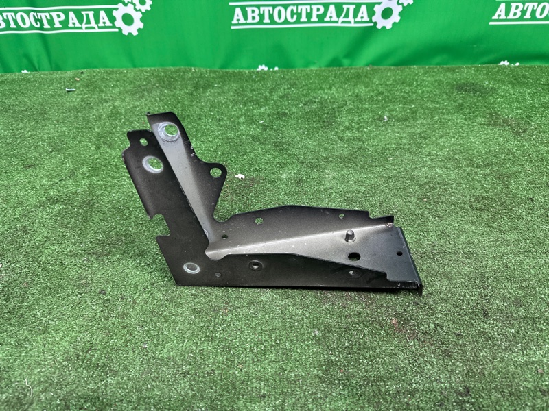 Кронштейн крыла, 5000 рублей, Москва