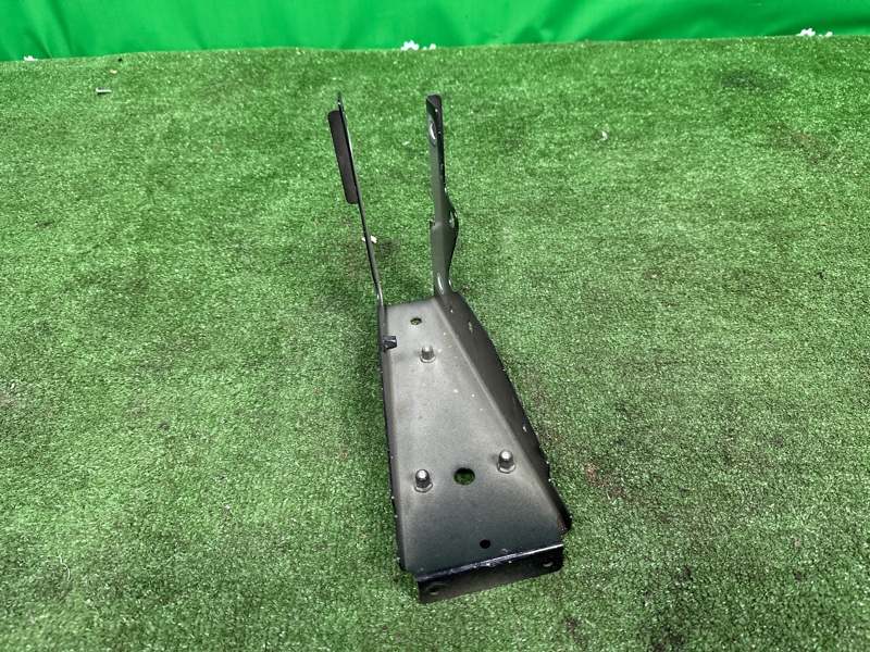 Кронштейн крыла, 5000 рублей, Москва