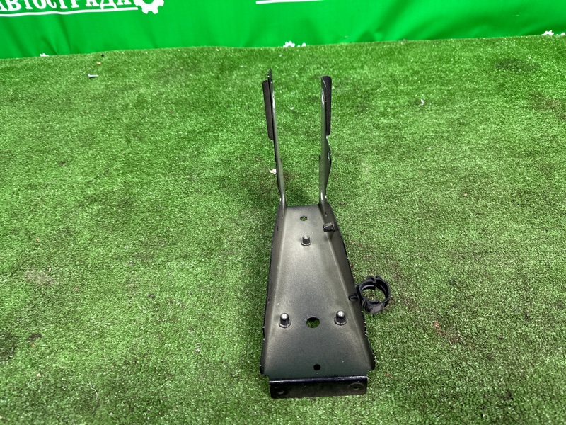 Кронштейн крыла, 5000 рублей, Москва