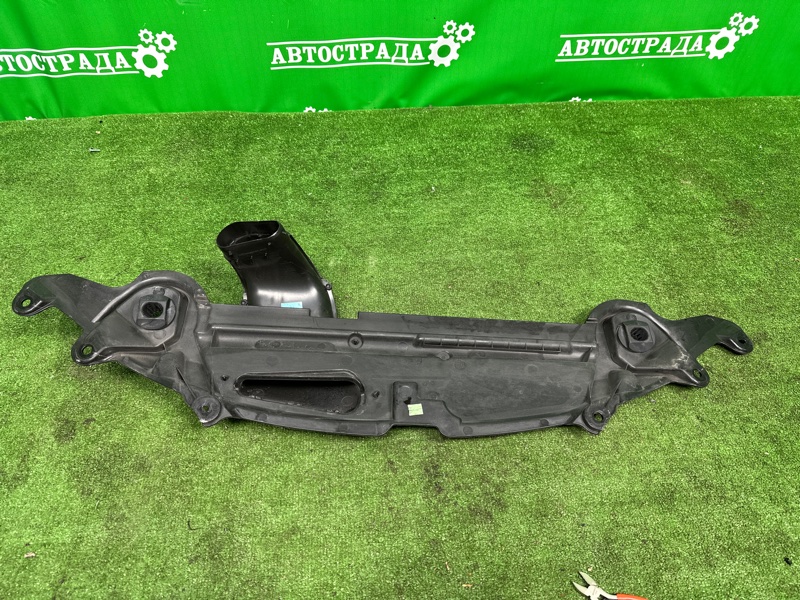 Накладка замка капота, 2000 рублей, Москва