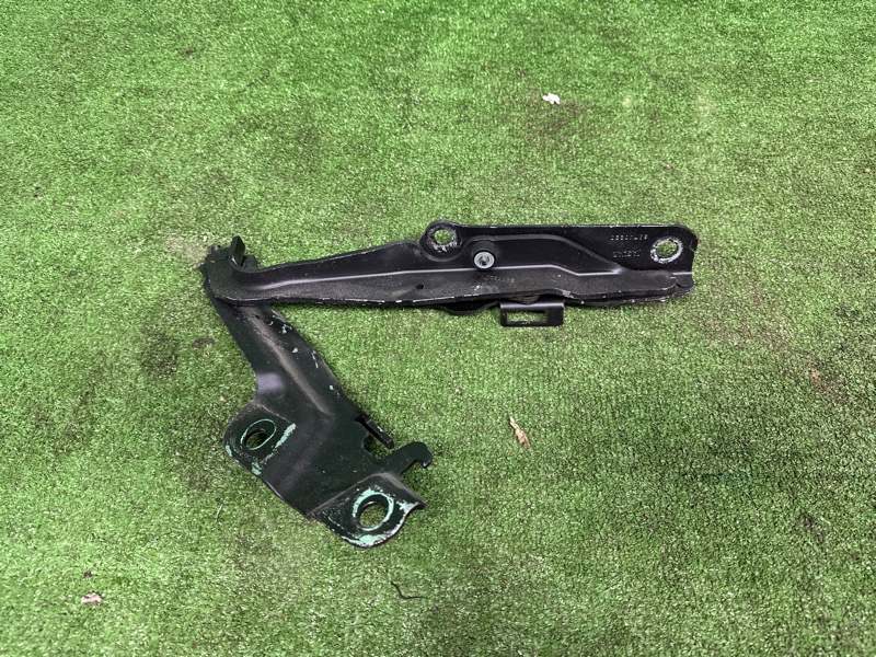 Петля капота, 2000 рублей, Москва